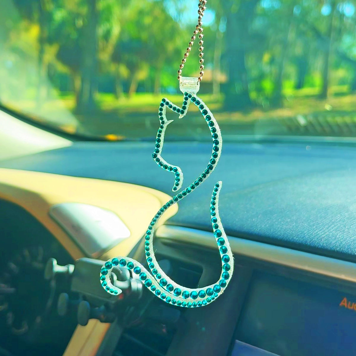 Kitty car rearview mirror rhinestone pendant Cyan Dark