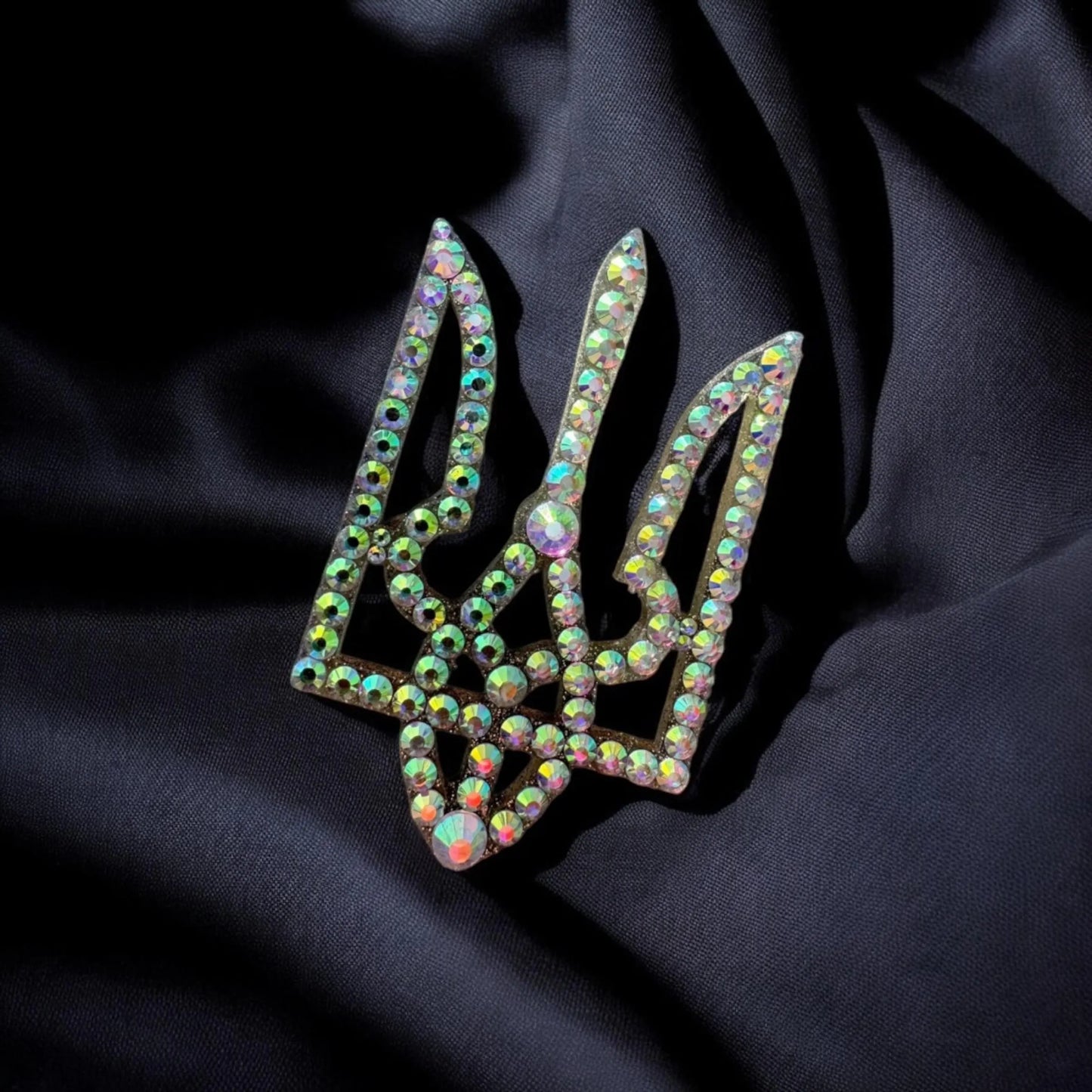 Trident UA Rhinestone Decor Magnet